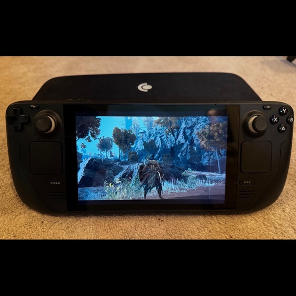Steam Deck LCD 256GB with Official Valve Dock and Original Carrying Case - Picture 1 of 10